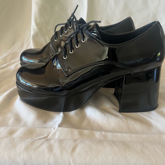 Platform shoes - Picture 4 of 4